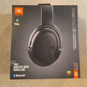 JBL Bluetooth Wireless Headphones
